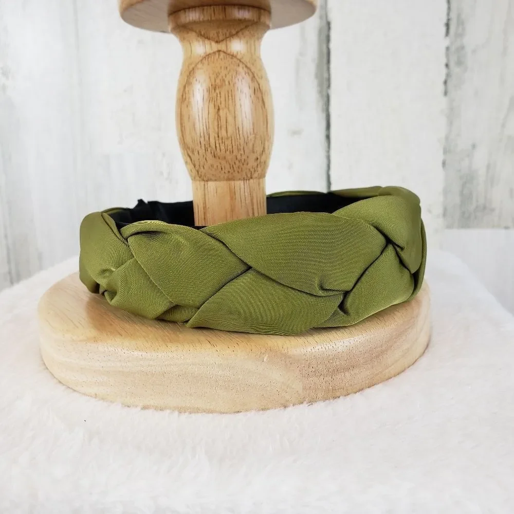 N/A moss green
